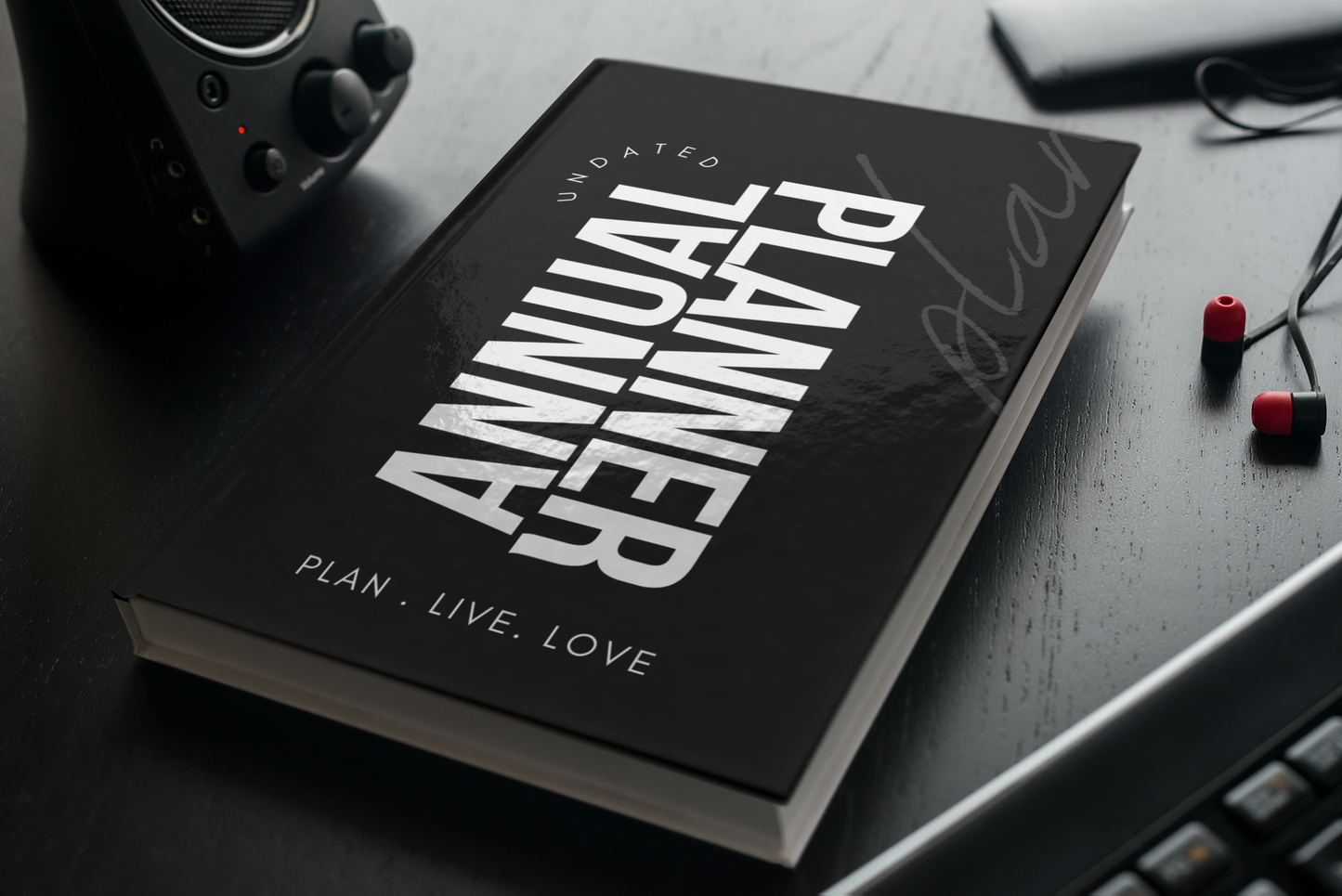 "Undated Annual Planner" PLR Canva Template